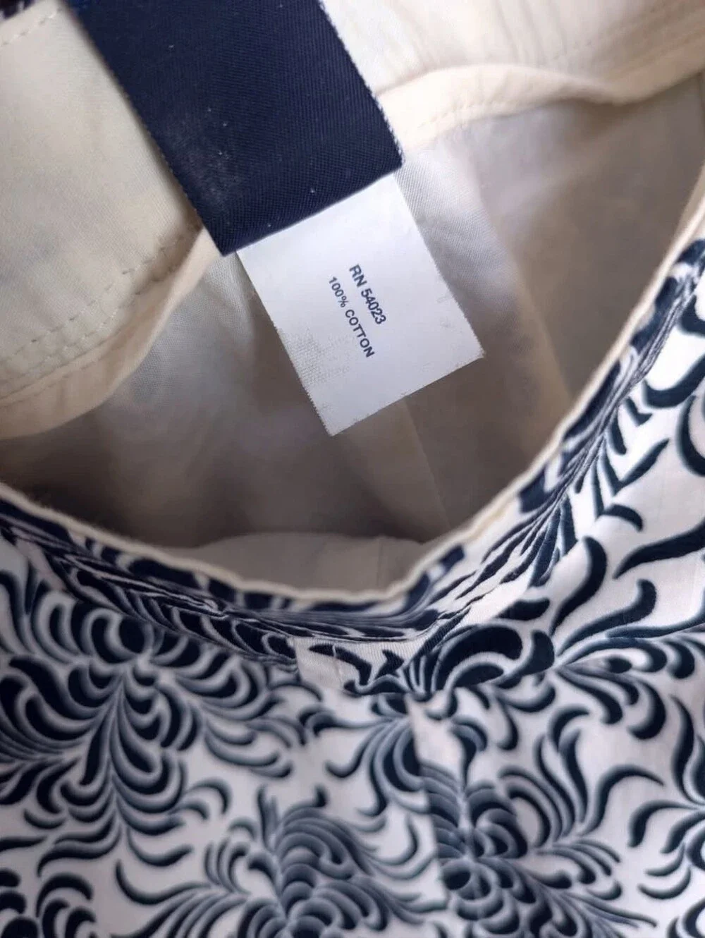GAP tag waist
